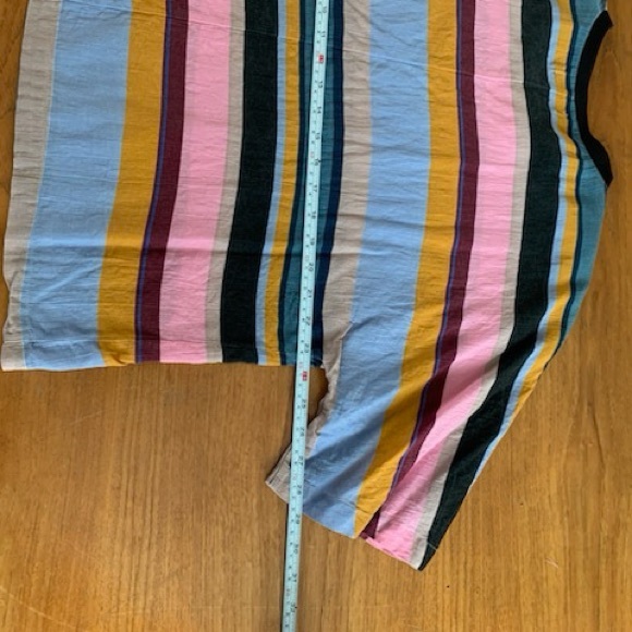 Size large polyester shirt. Measurements in photo. - Picture 5 of 5